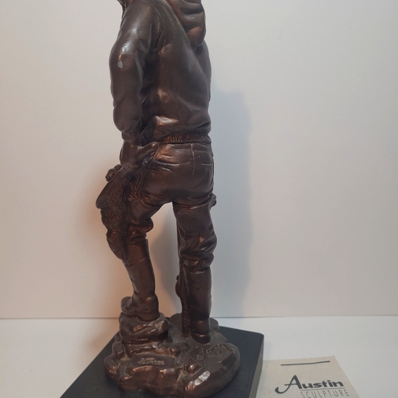 Austin Sculpture "First Catch" - Picture 2 of 8